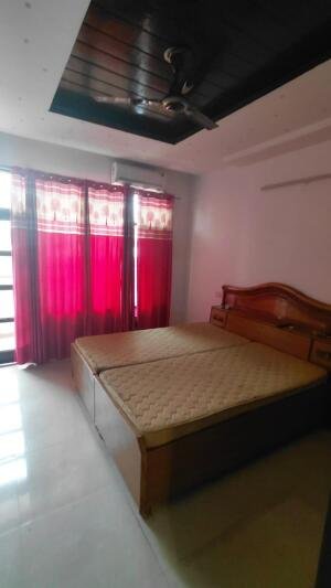 3 BHK Builder Floor for rent image 2