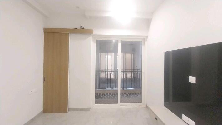 3 BHK flat for rent image 2