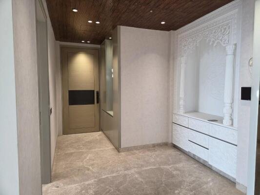 4 BHK FLAT for Rent image 4