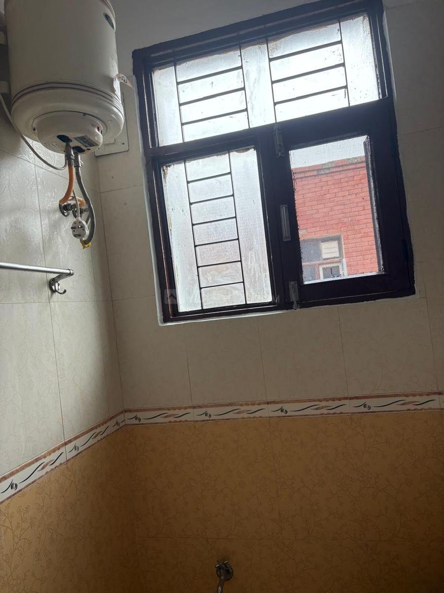 3 BHK flat for Rent image 3