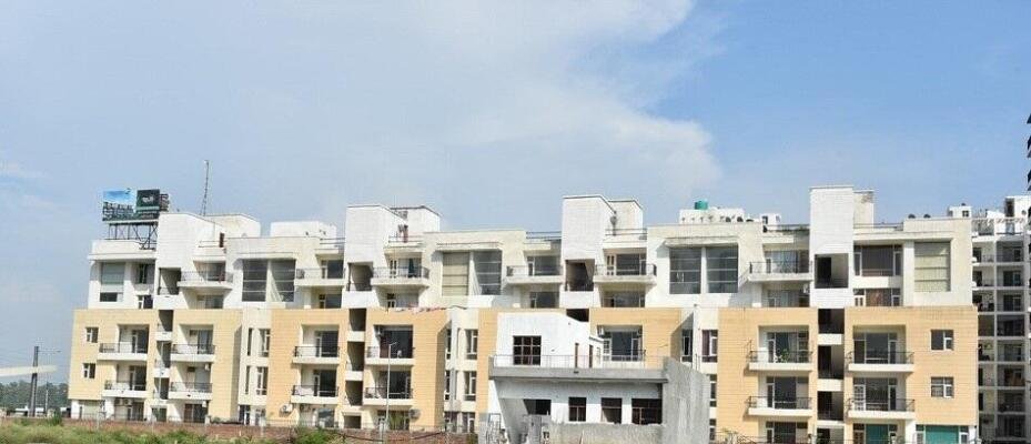 3 BHK FLAT FOR RENT image 2
