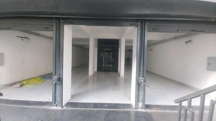 Commercial Showroom for Rent image 4