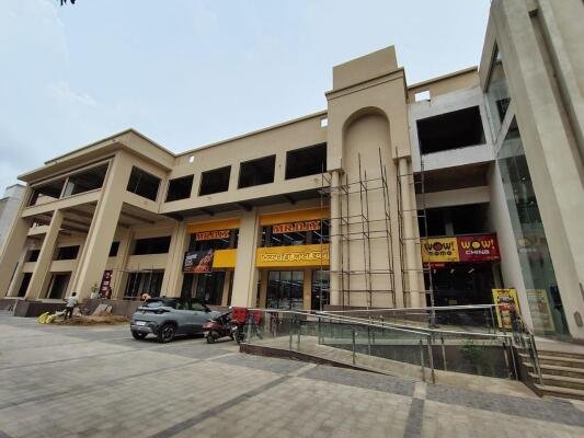 Commercial Showroom for lease image 2
