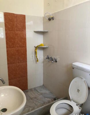 2 BHK Residential Property for Rent image 3