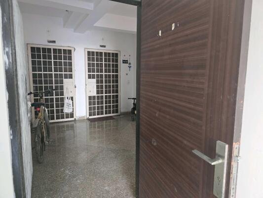 3 BHK FLAT FOR RENT image 2