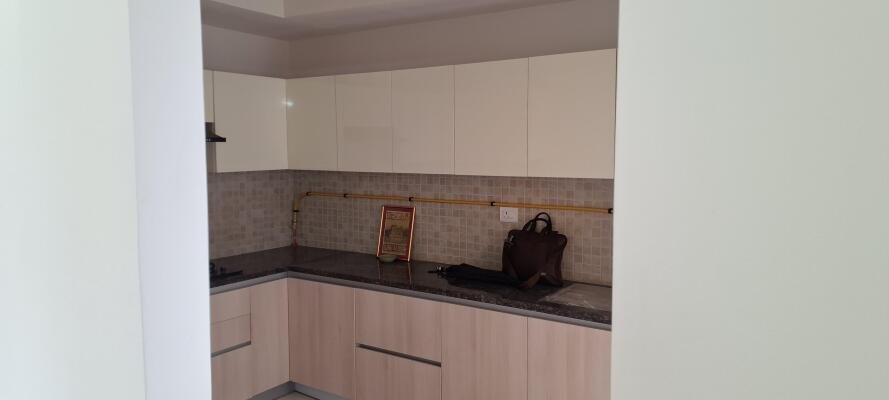 3 BHK FLAT FOR RENT image 2