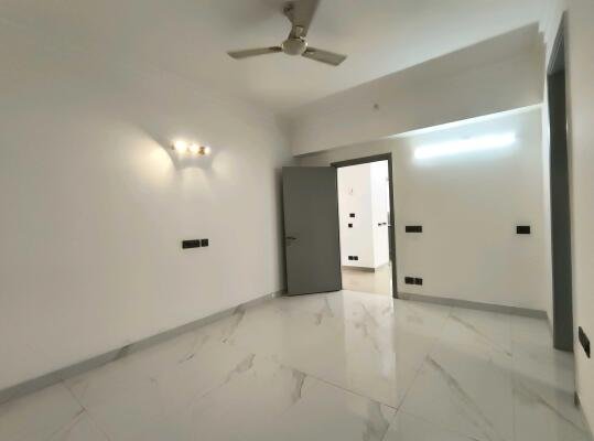 3 BHK FLAT FOR RENT image 3