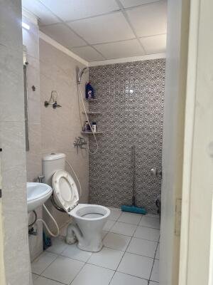 2 BHK flat for Rent image 5