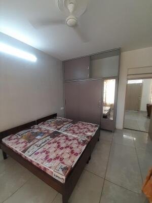 2 BHK flat for Rent image 2
