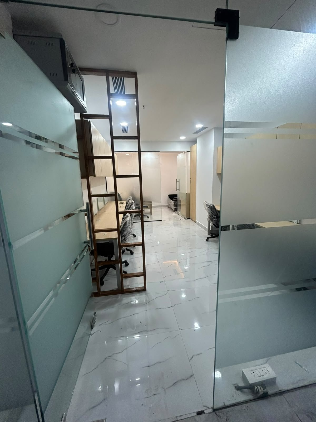 Office image 4