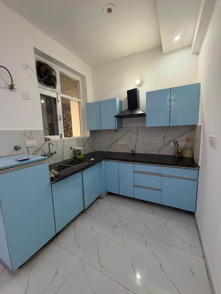 3 beds 3 bathrooms – Flat image 3