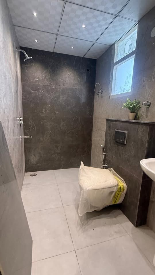 2BHK FLAT image 5