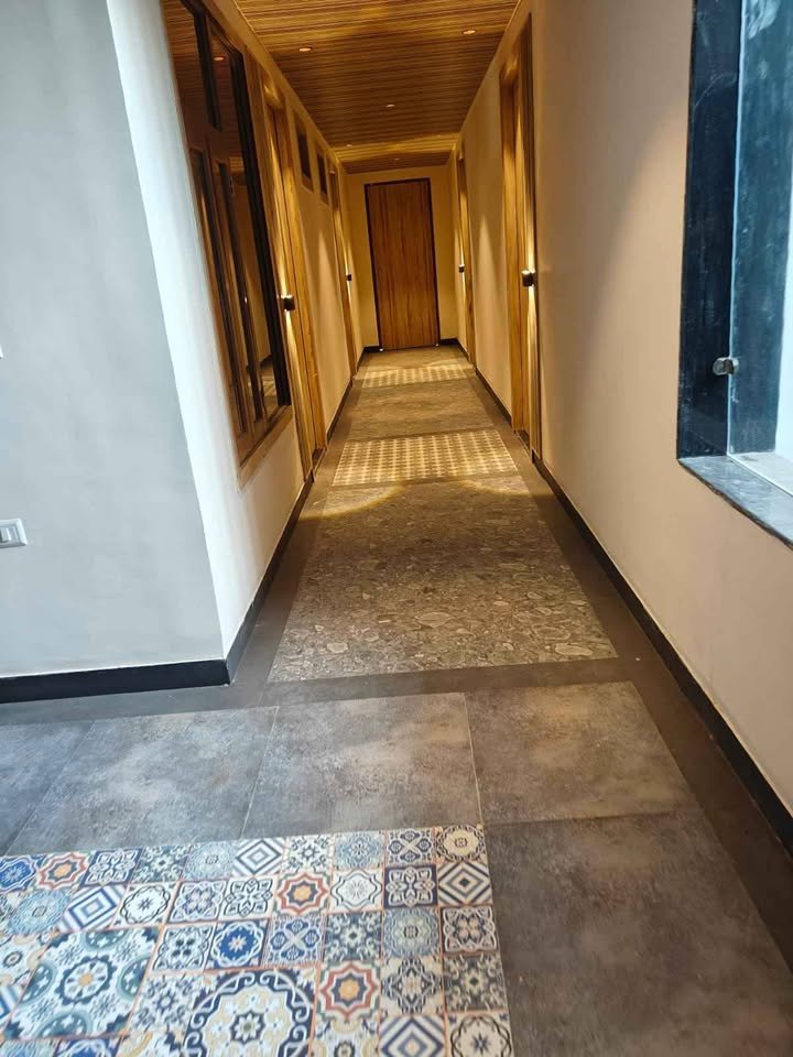 22 Beds 22 Baths - House image 5