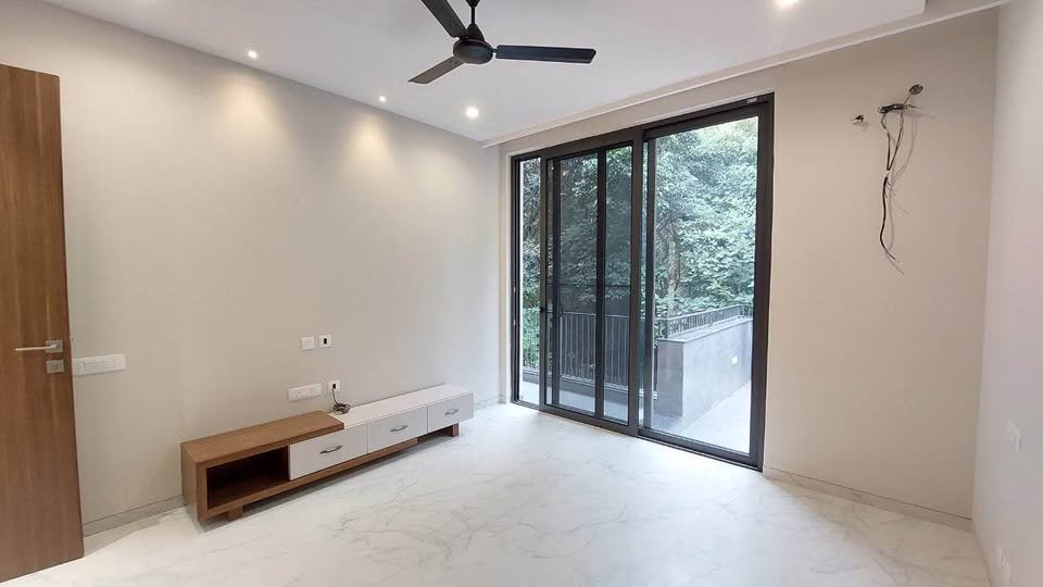 3 Beds 3 Baths - House image 3