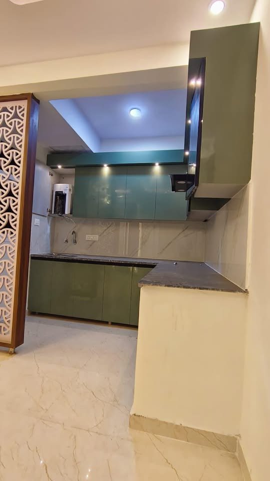 2 BHK flat semi furnished image 2