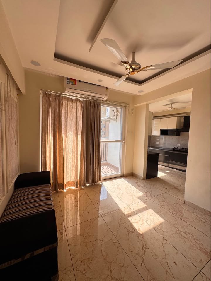 3 beds 3 bathrooms – Flat