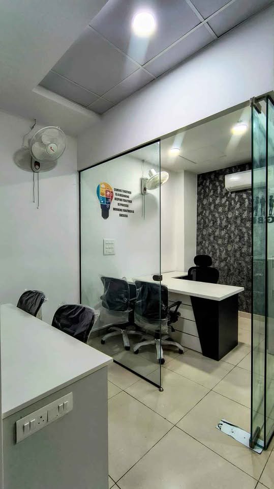 Office Space for Rent 6 Seats with Boss Cabin fully furnished image 2