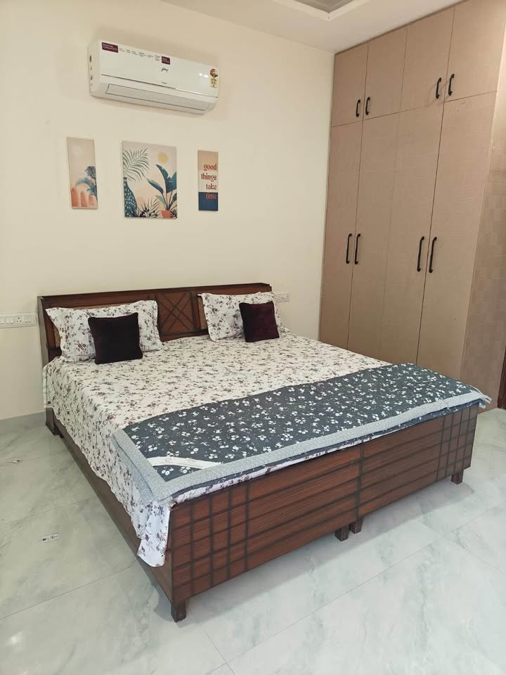 2 Beds 2 Baths - House image 2