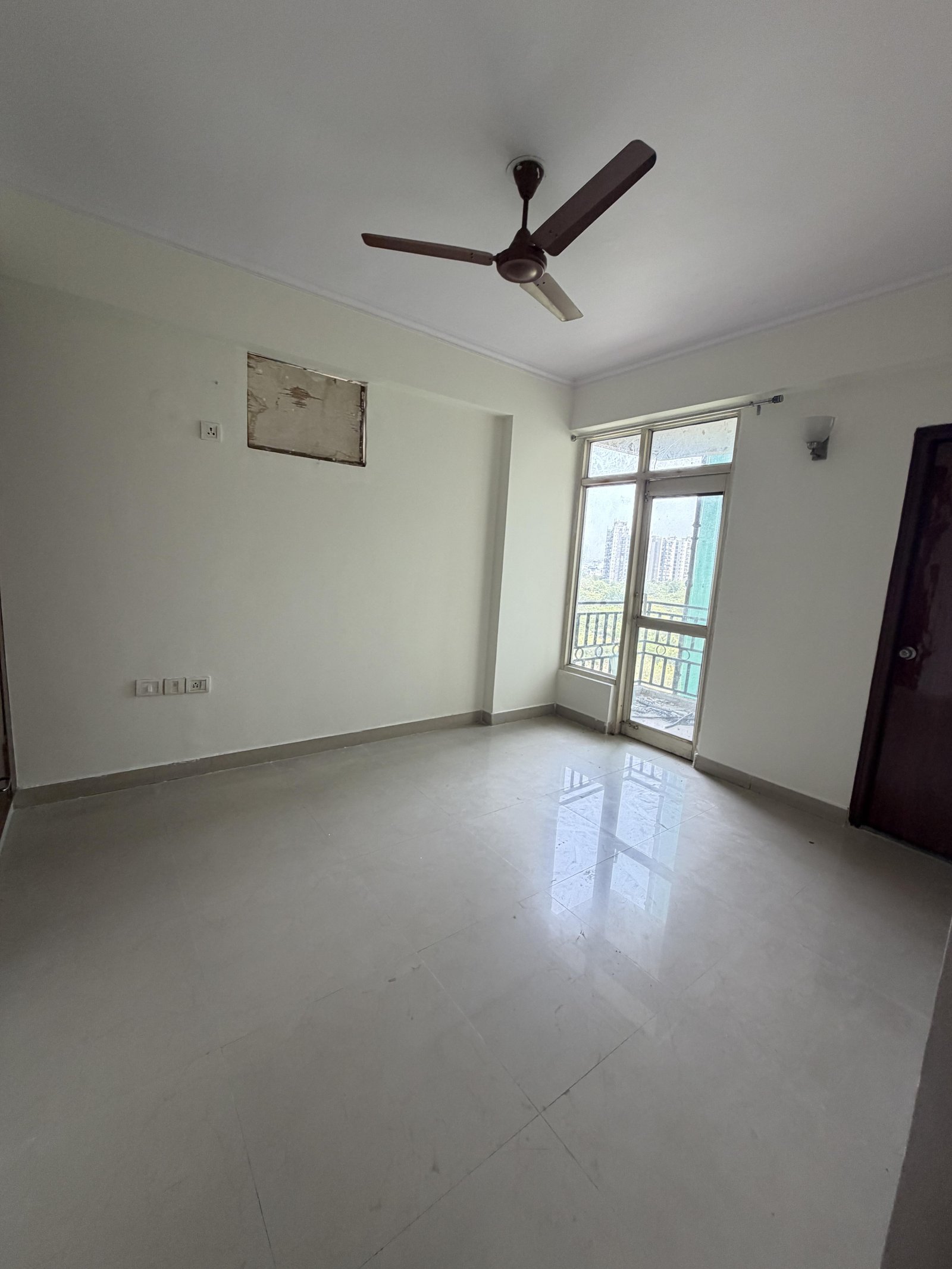 3 BHK Flat for Rent image 2