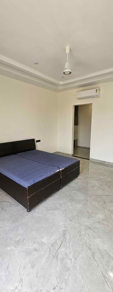 1 Bed 1 Bath - House image 5