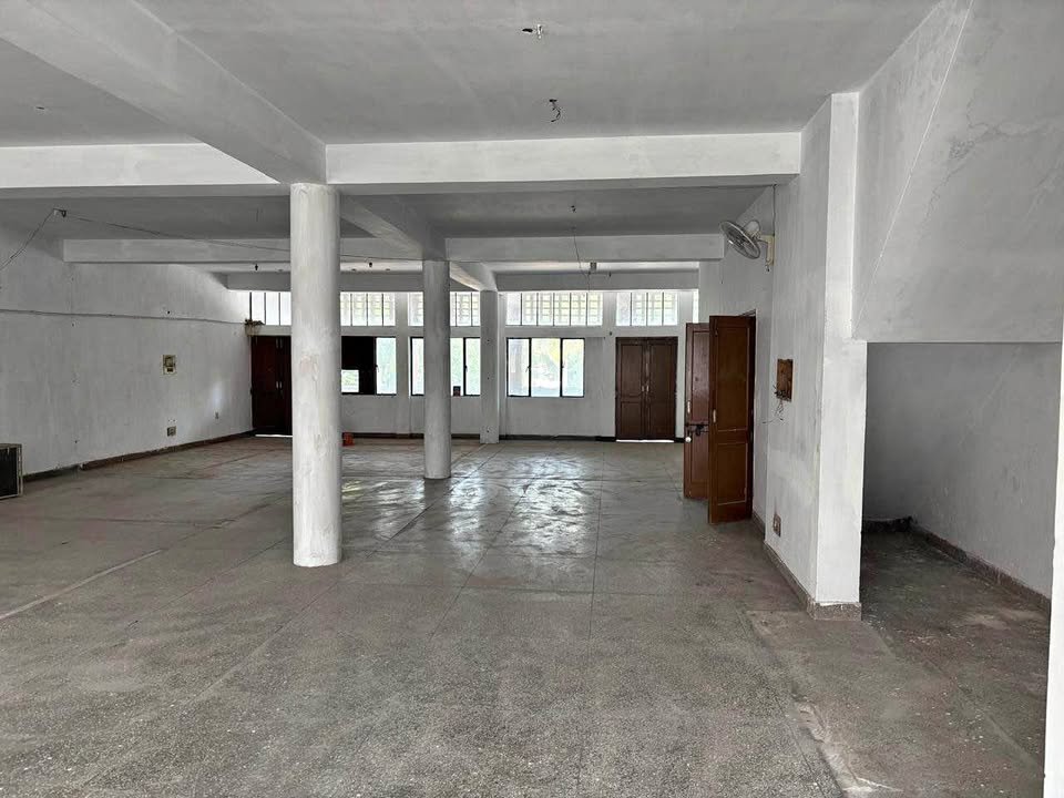 Showroom For Sale