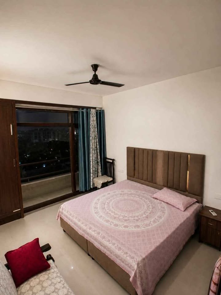 3 BHK FLAT FOR RENT image 5