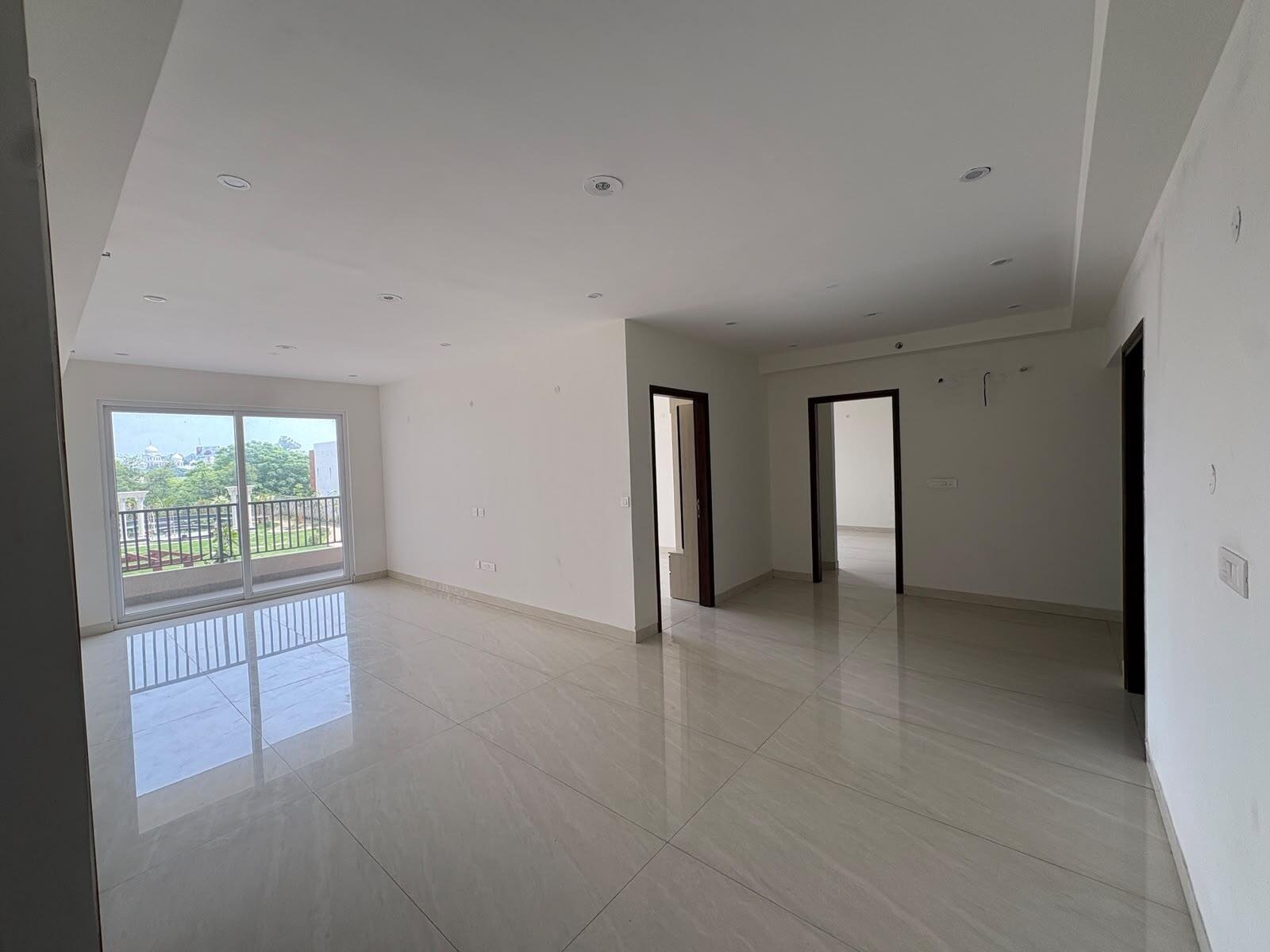 3 BHK FLAT FOR SALE image 2