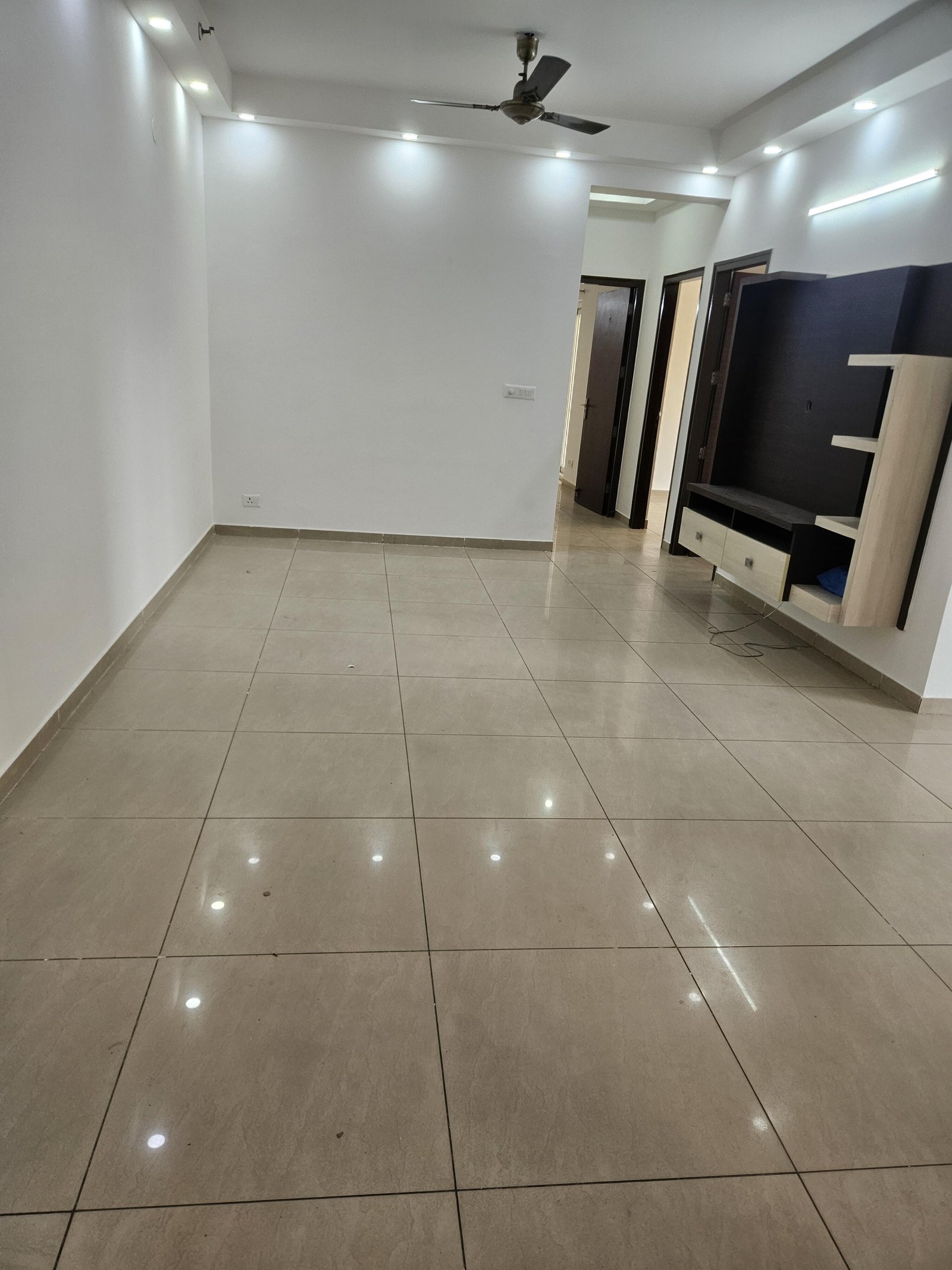 3 BHK Flat For Rent image 5