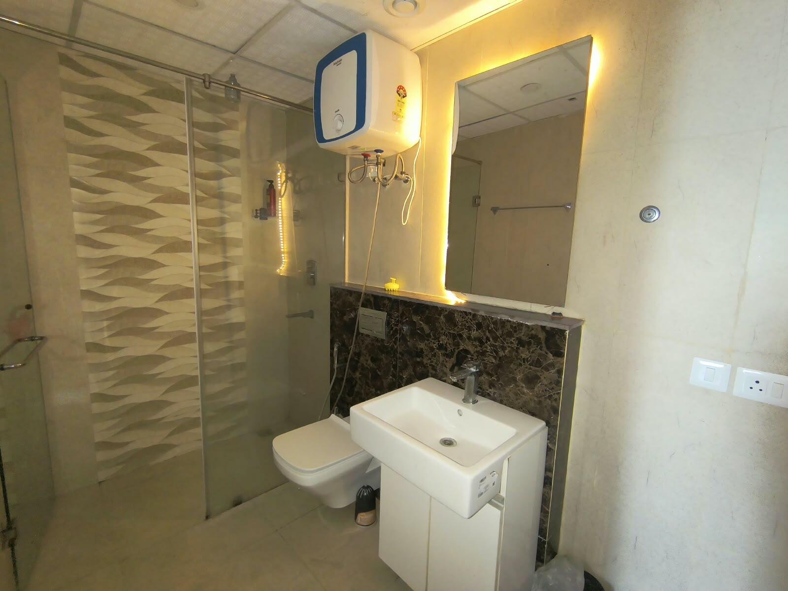 2 BHK FLAT FOR RENT image 2