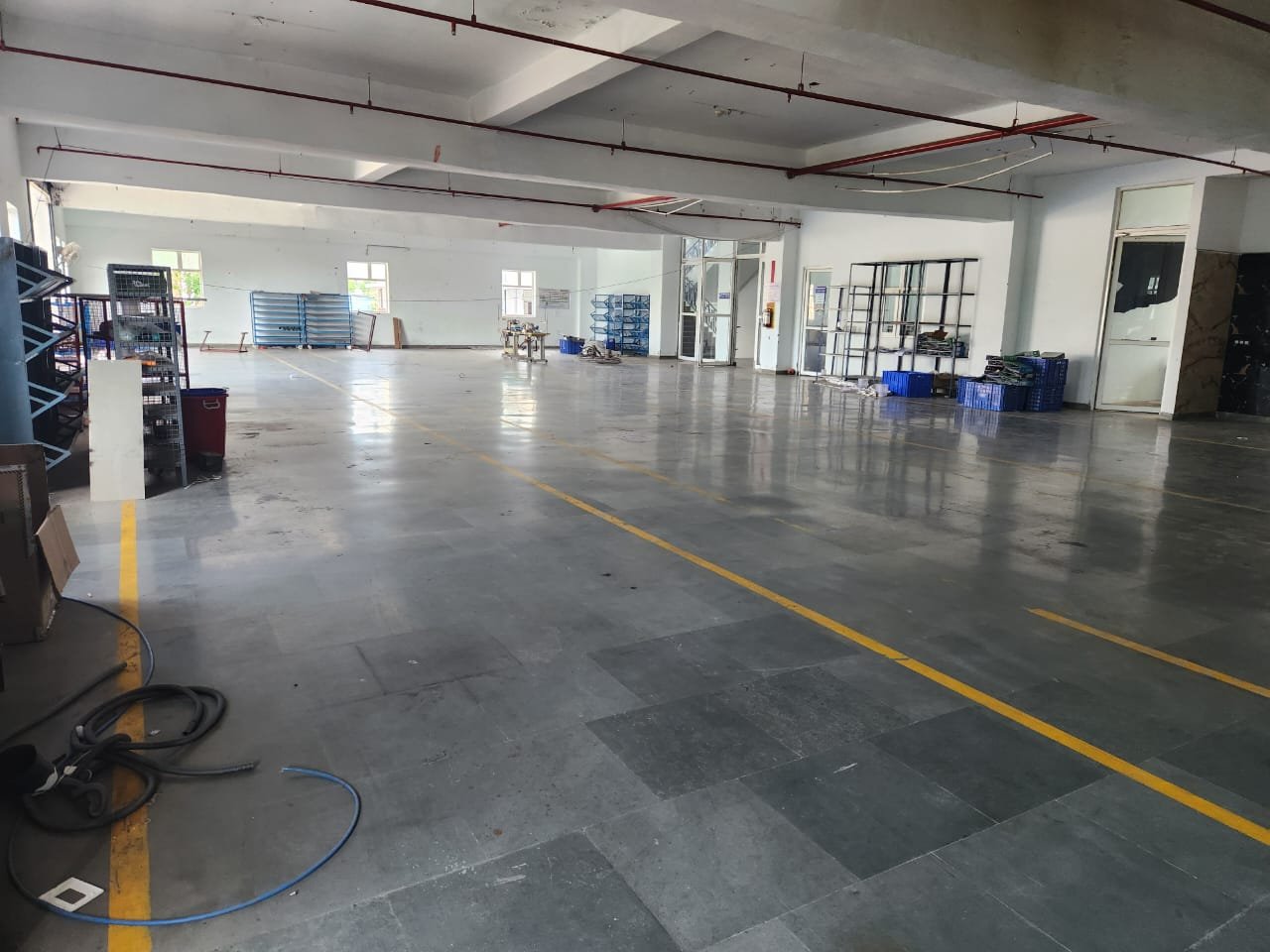 Office floor for rent image 5